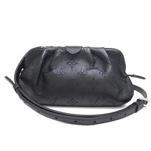 Louis Vuitton Scala Mini Pouch Diagonal Hanging Mahina Noir Black